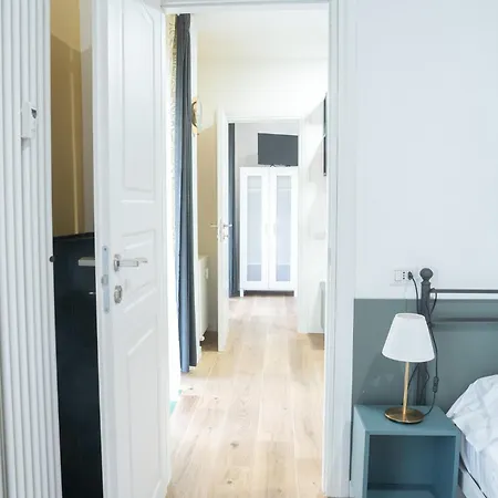 Appartamento Domus 111 2 Bedroom Roma