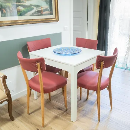 Domus 111 2 Bedroom Apartamento